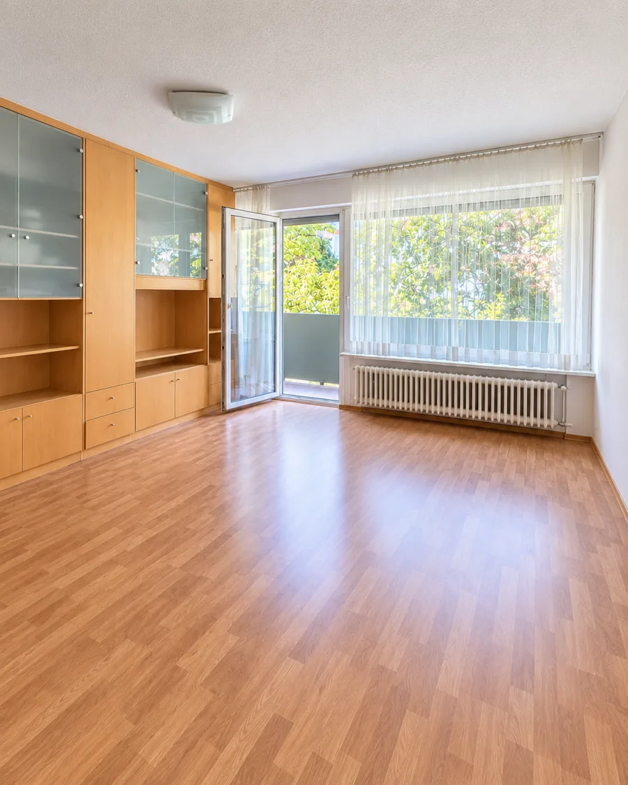 ** PERFEKTE ANBINDUNG: ca. 39m2 * TL-Bad * EBK * Balkon * Aufzug * Hausmeister * S-Wangen **, 70327 Stuttgart, Etagenwohnung