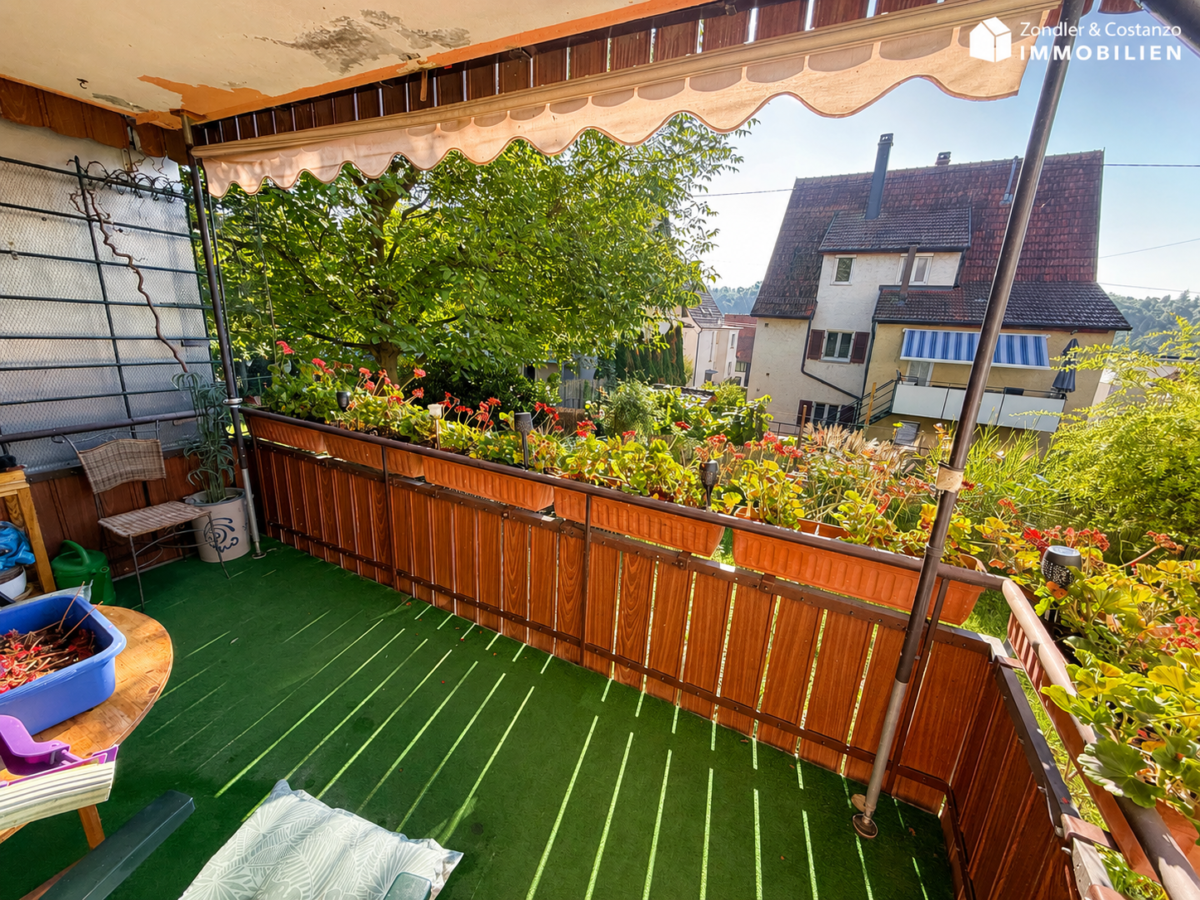 Balkon (EG)