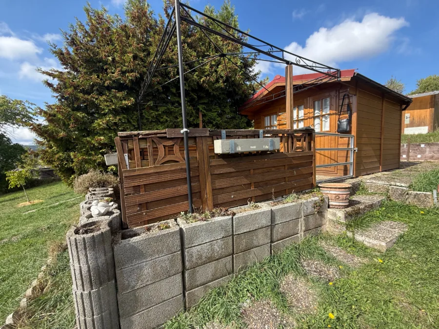 * Fantastische Aussichtslage mit Abendsonne! Gartenhaus, Terrasse, Parkplatz, Inventar *, 70329 Stuttgart, Freizeit
