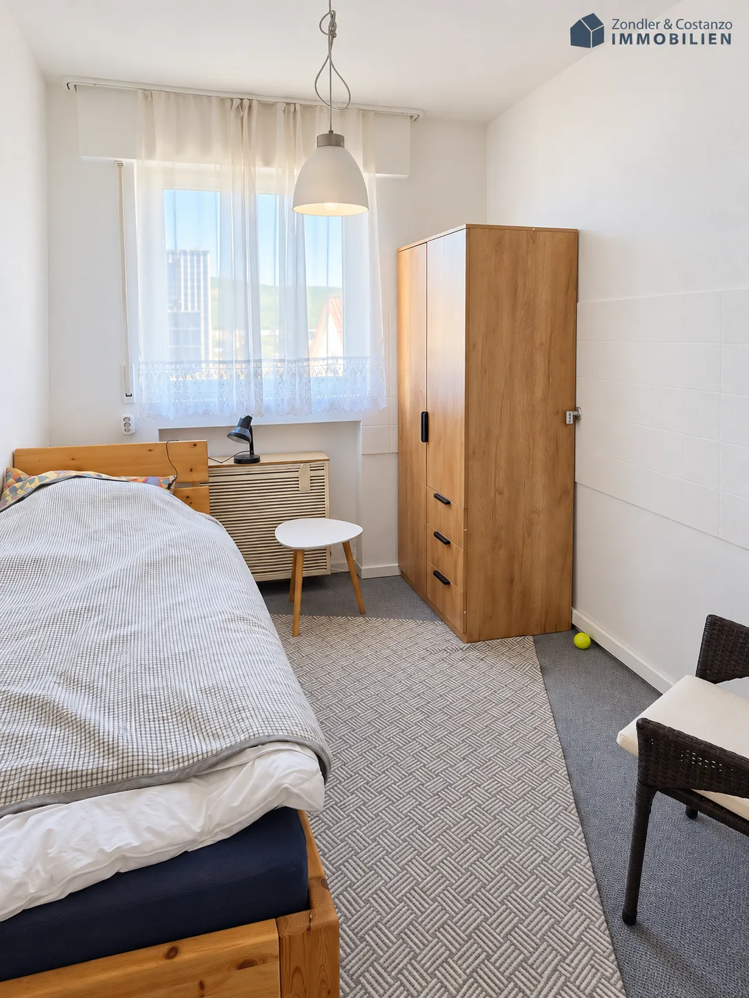1.OG links Zimmer