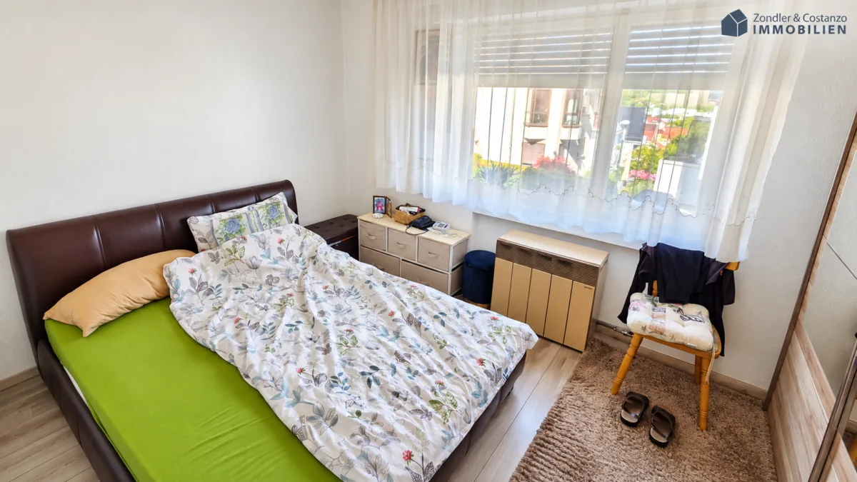 EG rechts Zimmer