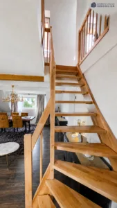 Treppe zu DG